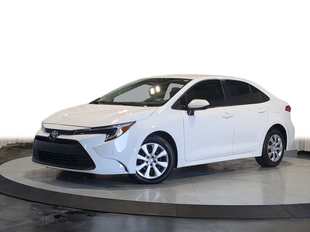 Used 2023 Toyota Corolla LE FWD image 1