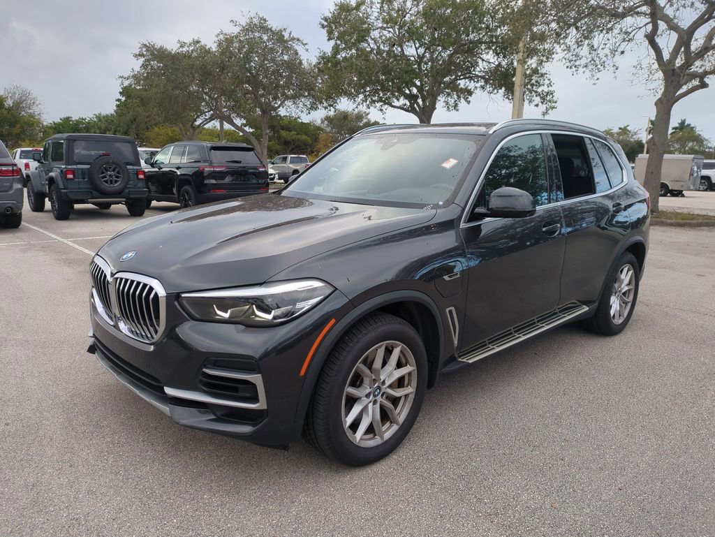 Used 2022 BMW X5 xDrive45e w/ Premium Package image 10