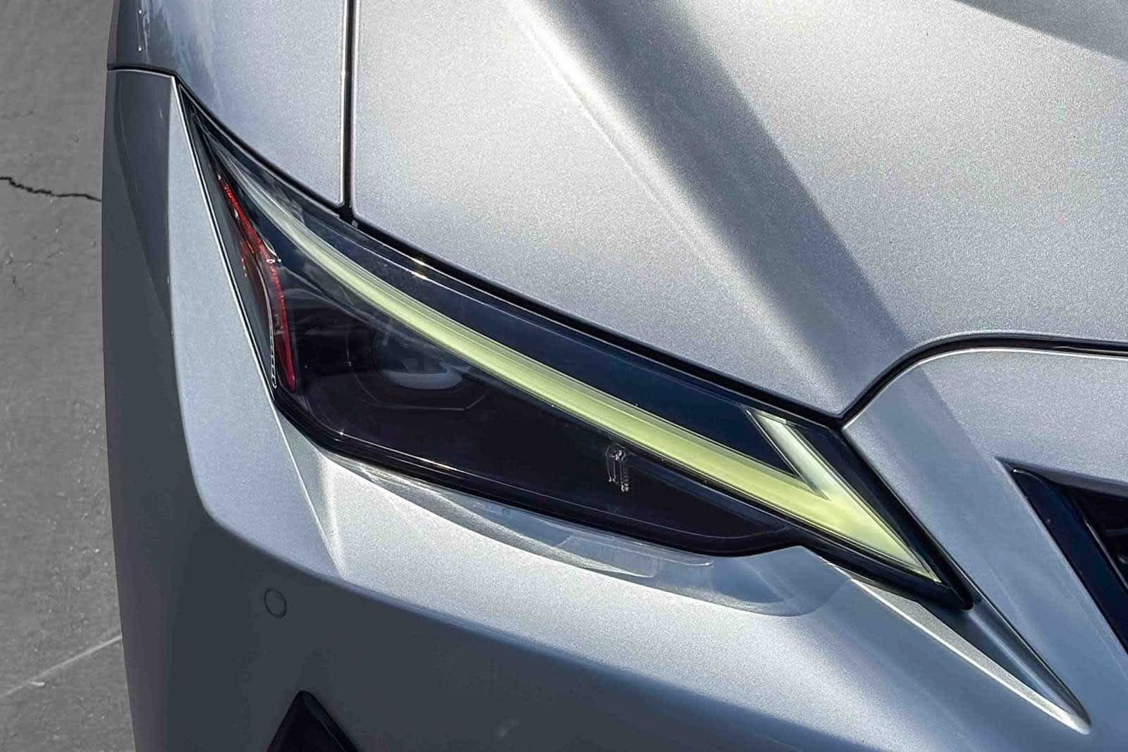 Used 2022 Lexus IS 350 F Sport w/ Navigation Package RWD image 4