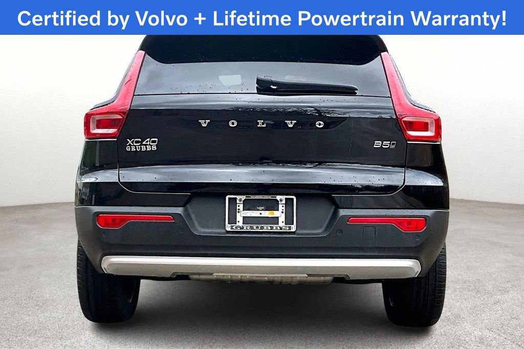 Certified 2023 Volvo XC40 B5 Core image 7