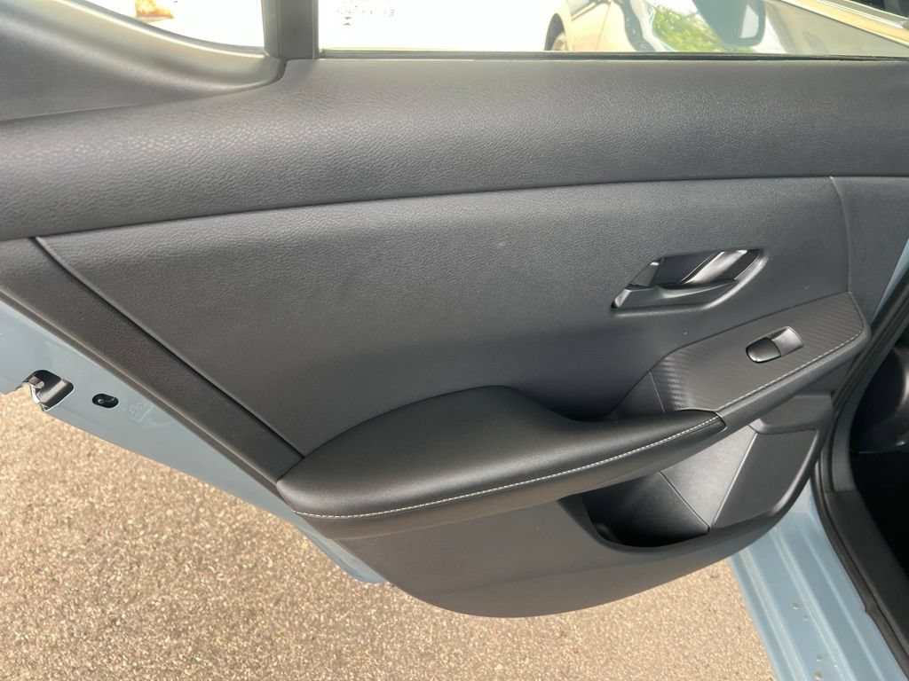 Used 2024 Nissan Sentra SV w/ Trunk Package FWD image 11