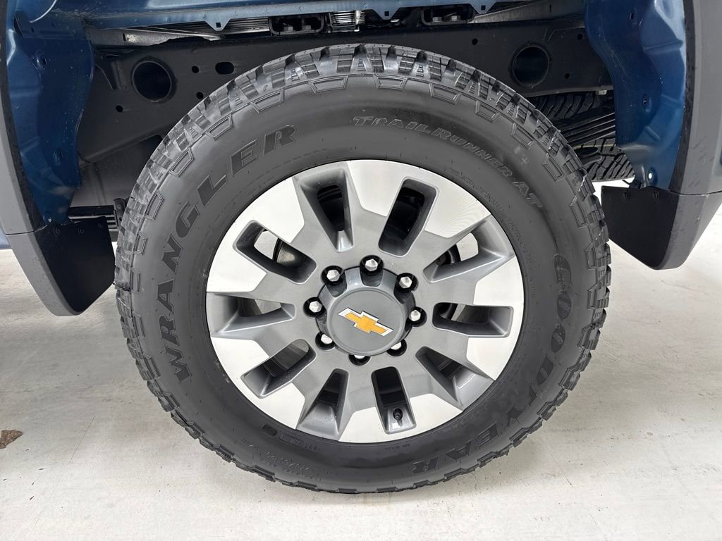 New 2026 Chevrolet Silverado 2500 Custom w/ Custom Convenience Package image 8