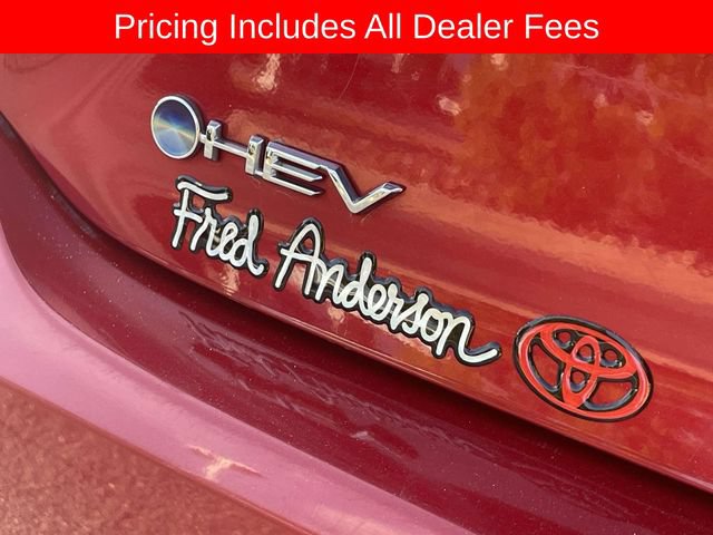 Used 2025 Toyota Camry SE FWD image 11
