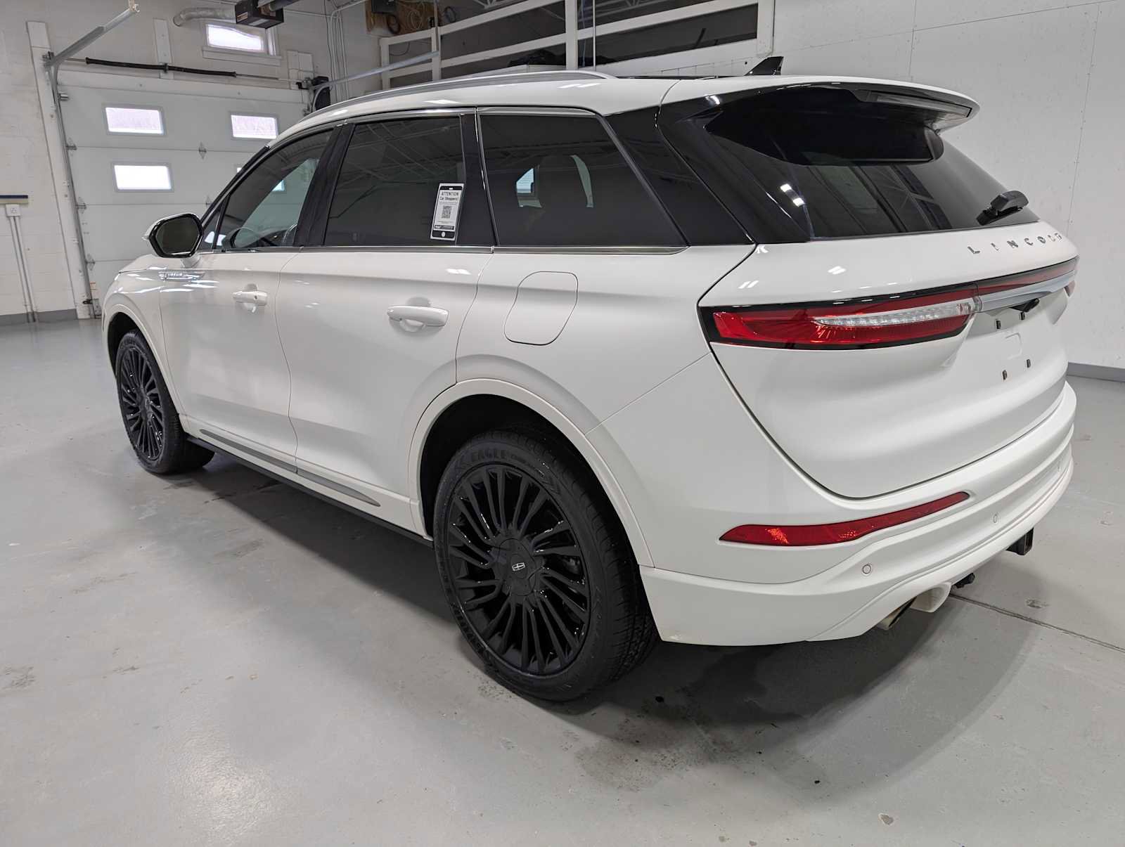 Certified 2022 Lincoln Corsair Reserve image 10