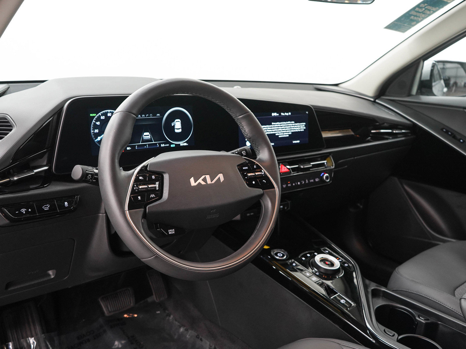 Used 2024 Kia Niro Wind w/ Wind Preserve Package FWD image 24