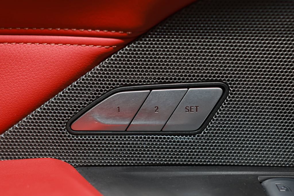 Used 2025 BMW M4 Coupe w/ Executive Package image 15