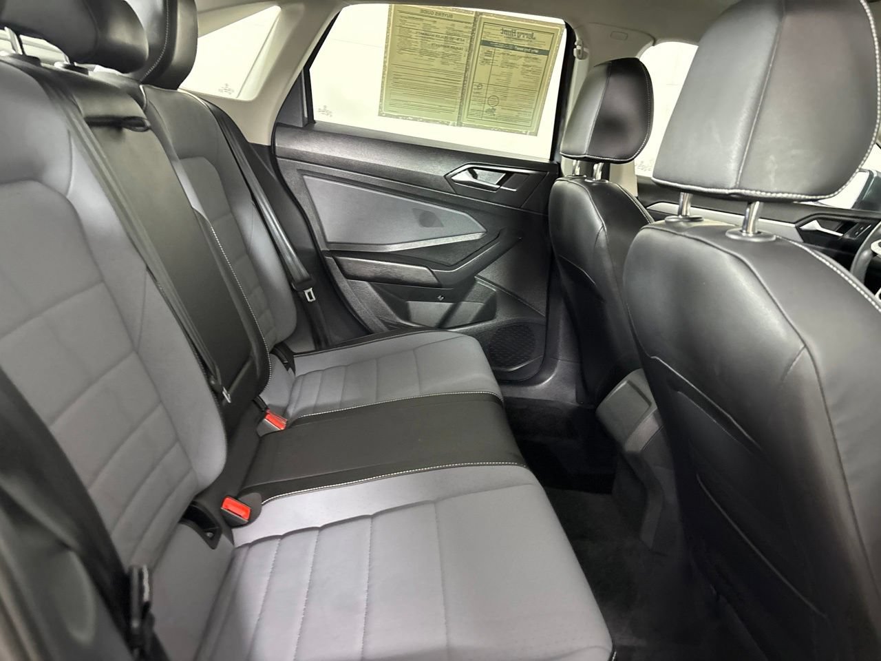 Used 2026 Volkswagen Jetta SE FWD image 28