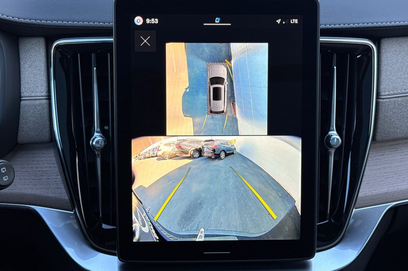 New 2026 Volvo XC90 T8 Plus w/ Protection Package image 23