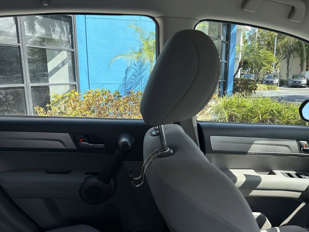 Used 2010 Honda CR-V LX image 16
