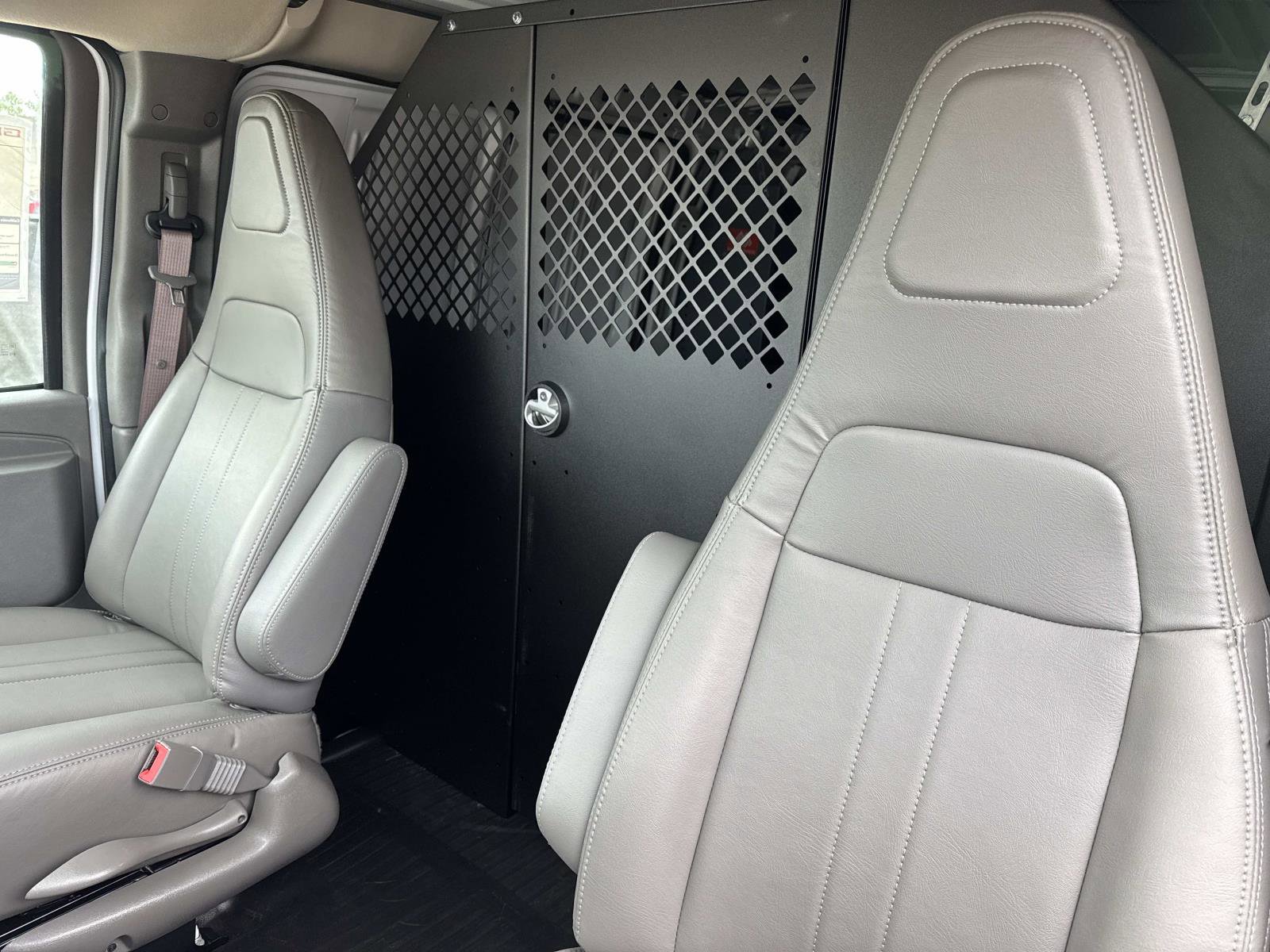New 2025 GMC Savana 2500 w/ Driver Convenience Package image 21