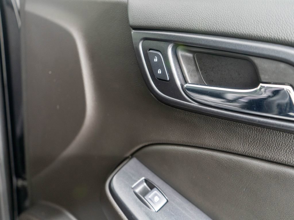 Used 2017 Chevrolet Tahoe LT image 9