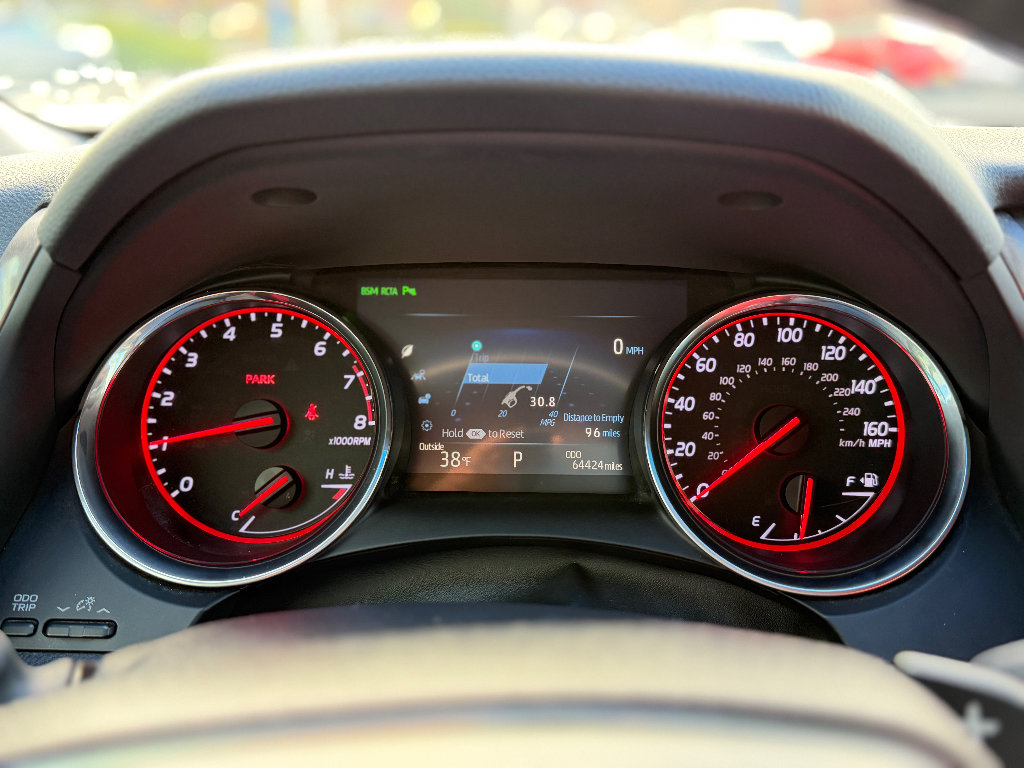 Used 2018 Toyota Camry XSE image 6