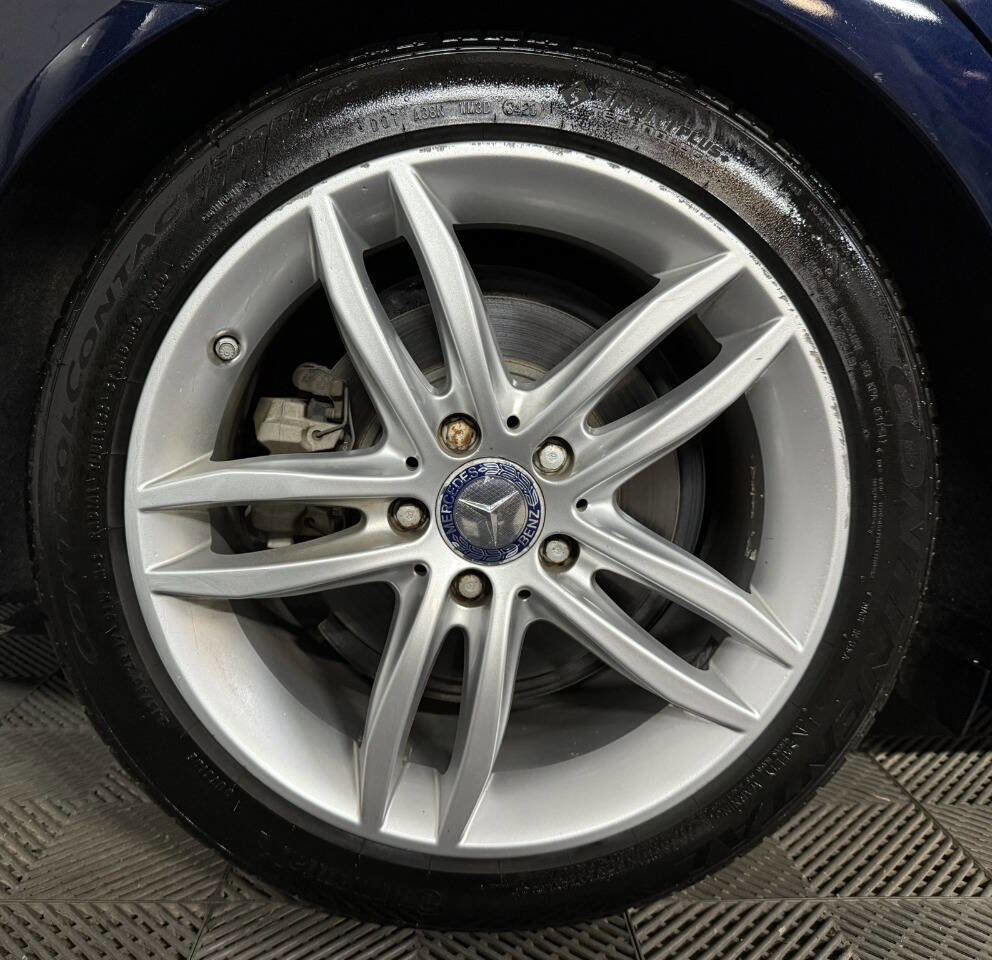 Used 2012 Mercedes-Benz C 250 Sedan image 25