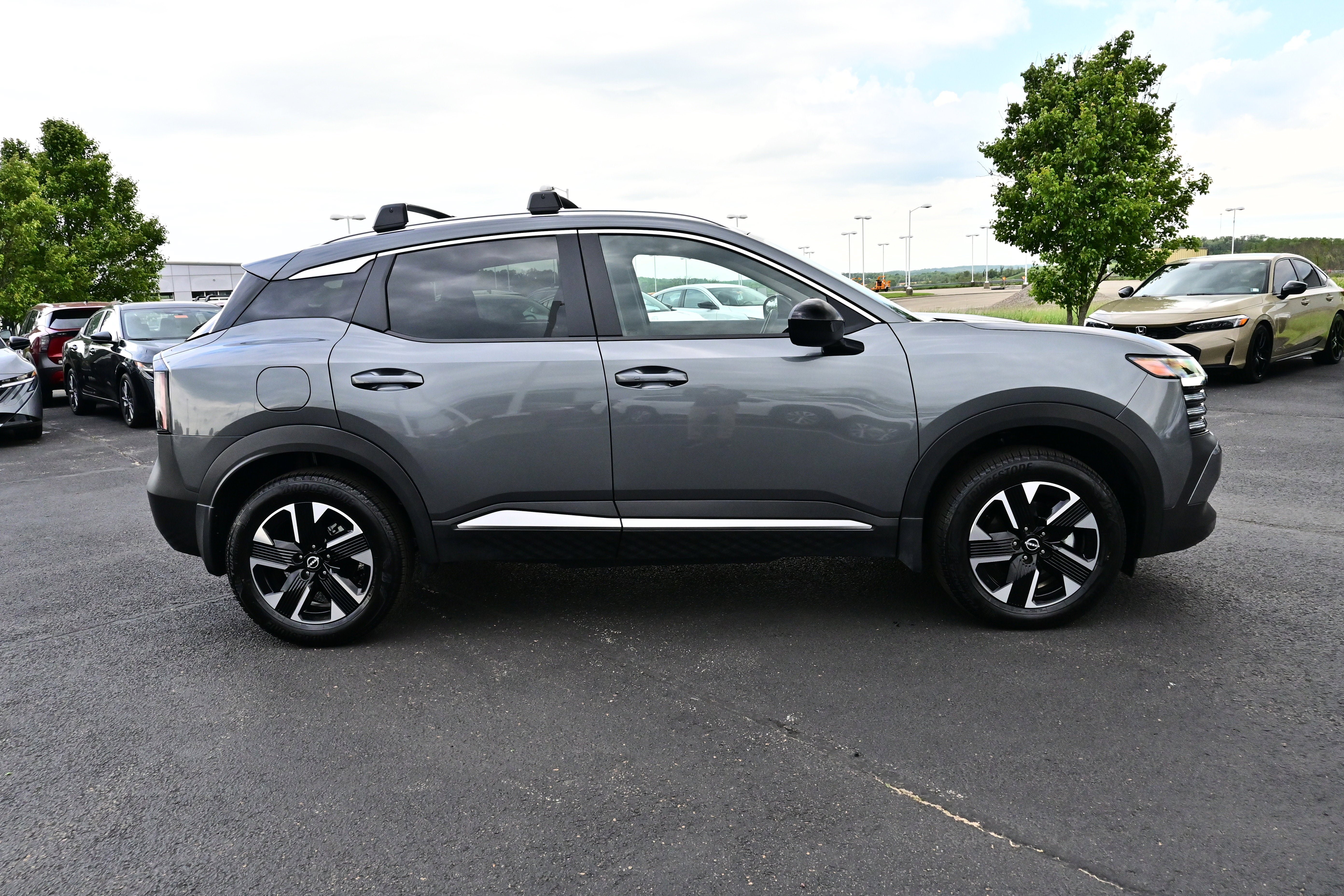 Certified 2026 Nissan Kicks SV w/ SV Premium Package AWD/4WD image 5