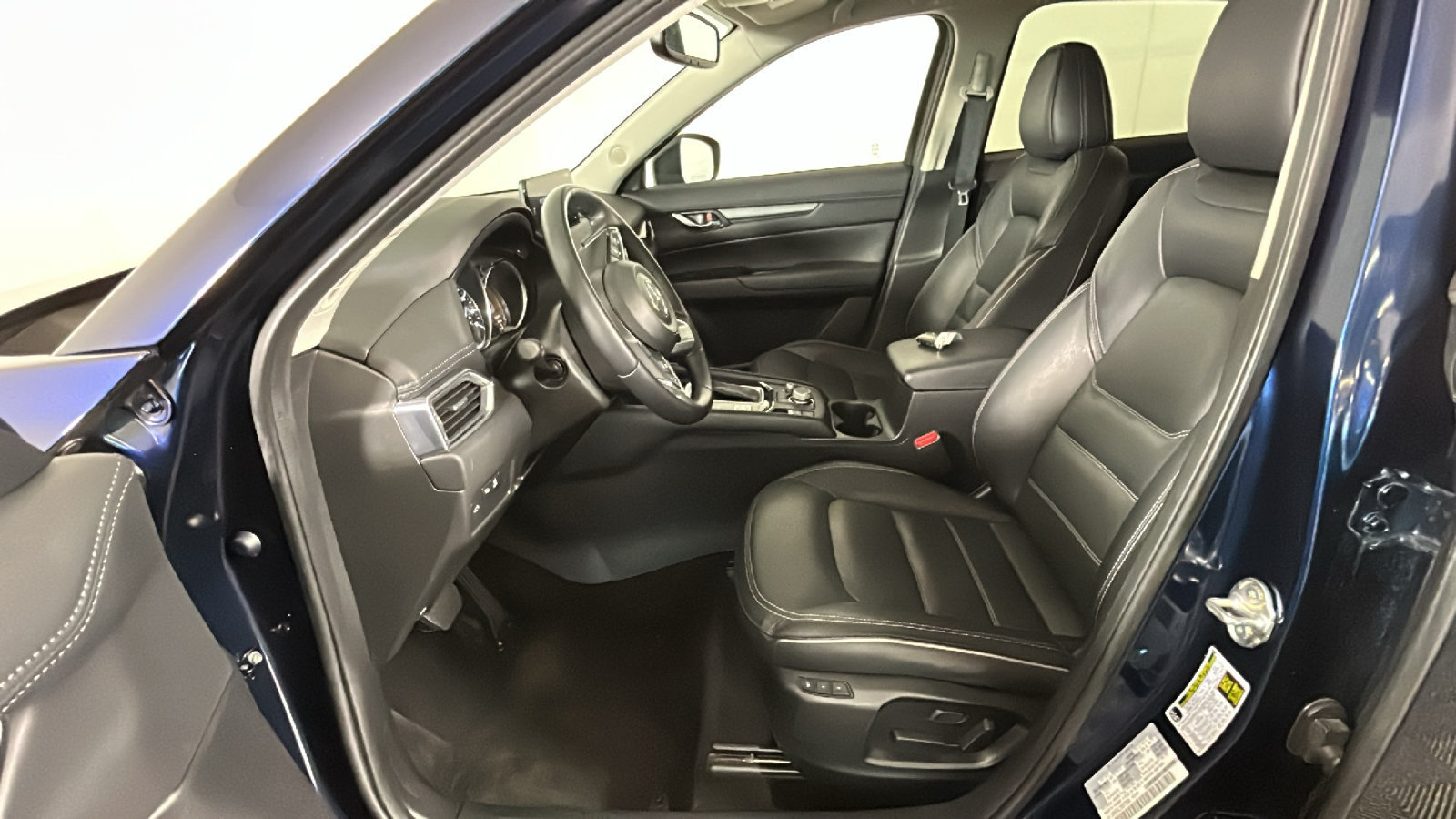 Used 2025 MAZDA CX-5 AWD 2.5 S w/ Preferred Package image 13