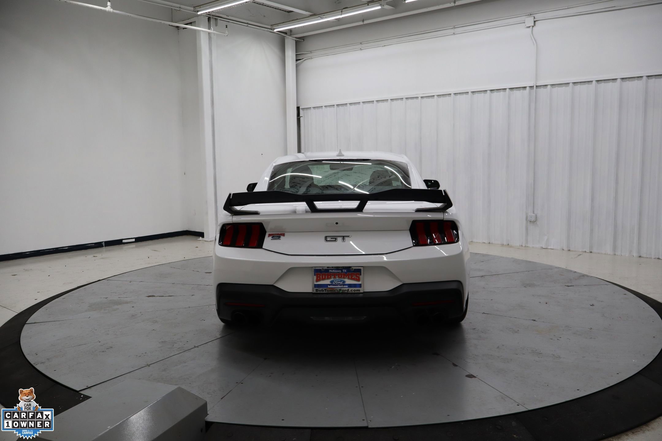 Used 2024 Ford Mustang GT Premium image 6