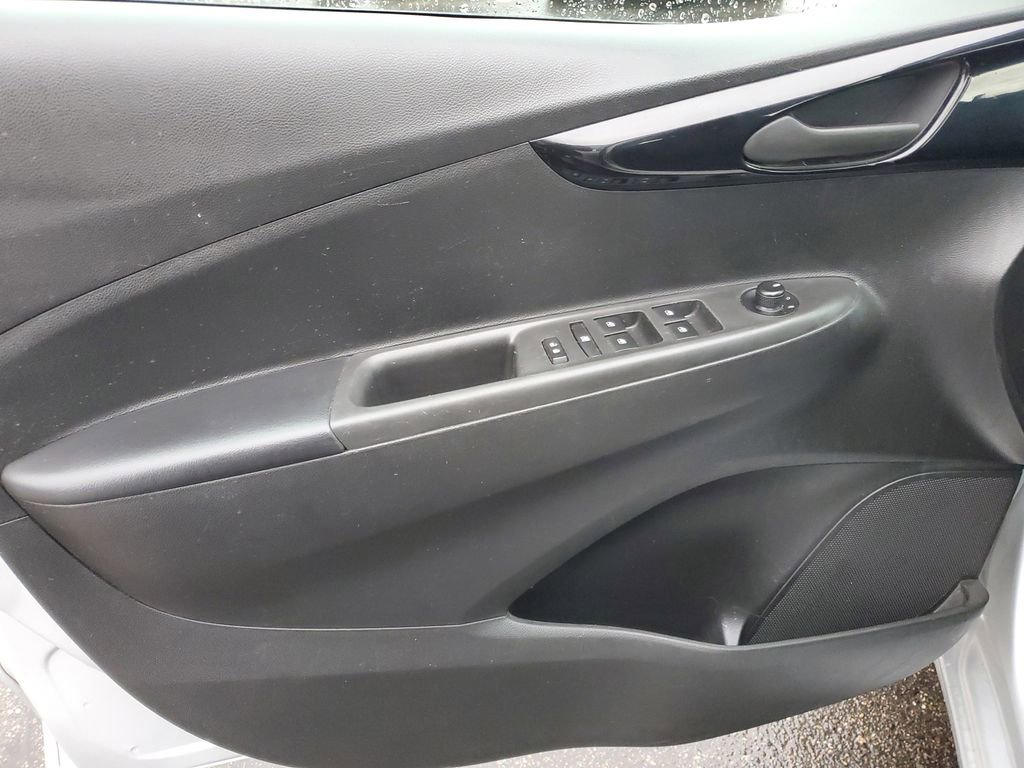Used 2020 Chevrolet Spark LT image 19