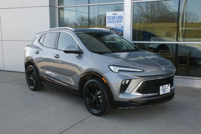 Used 2024 Buick Encore GX Sport Touring FWD image 7