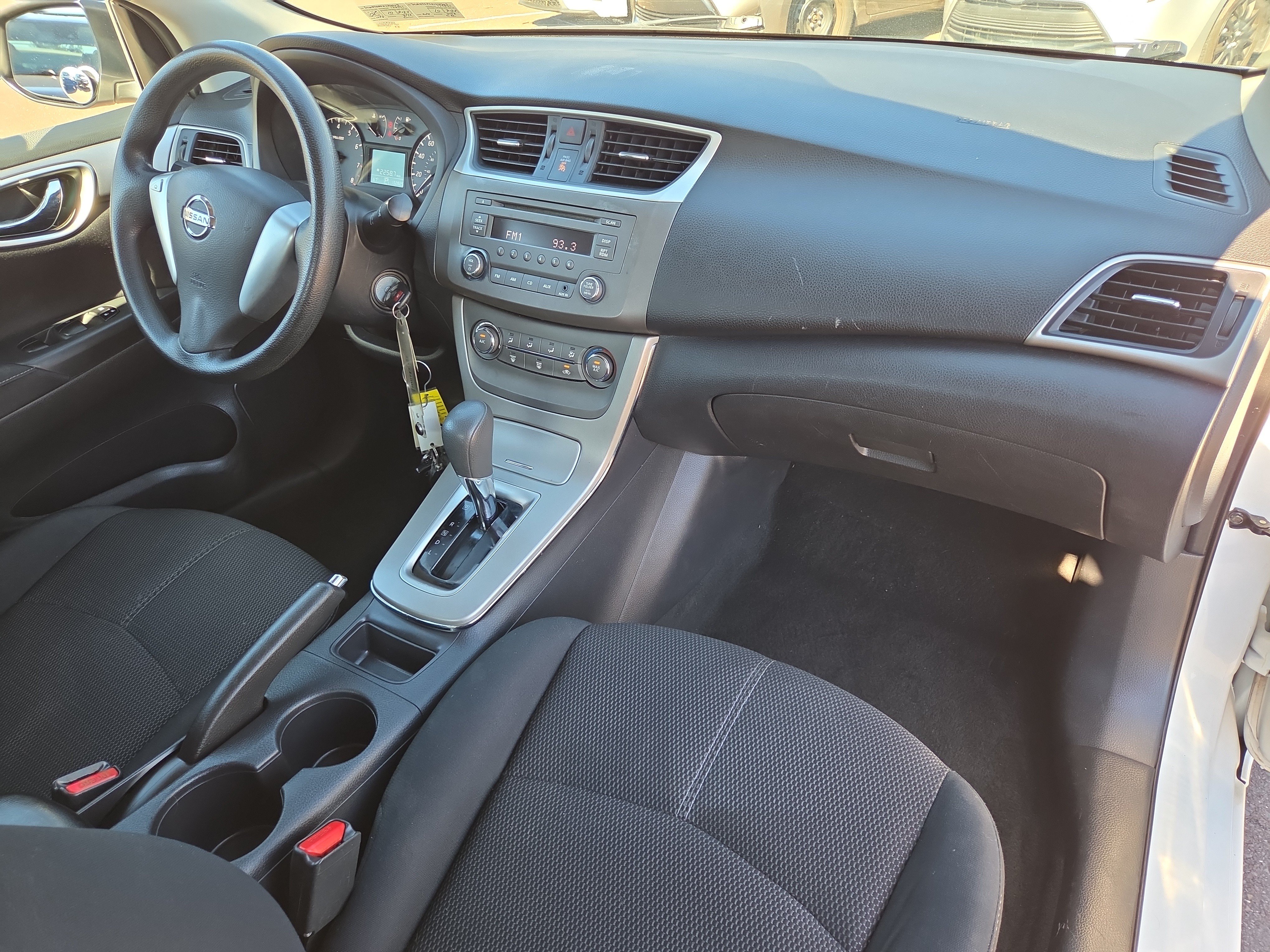 Used 2014 Nissan Sentra S FWD image 17