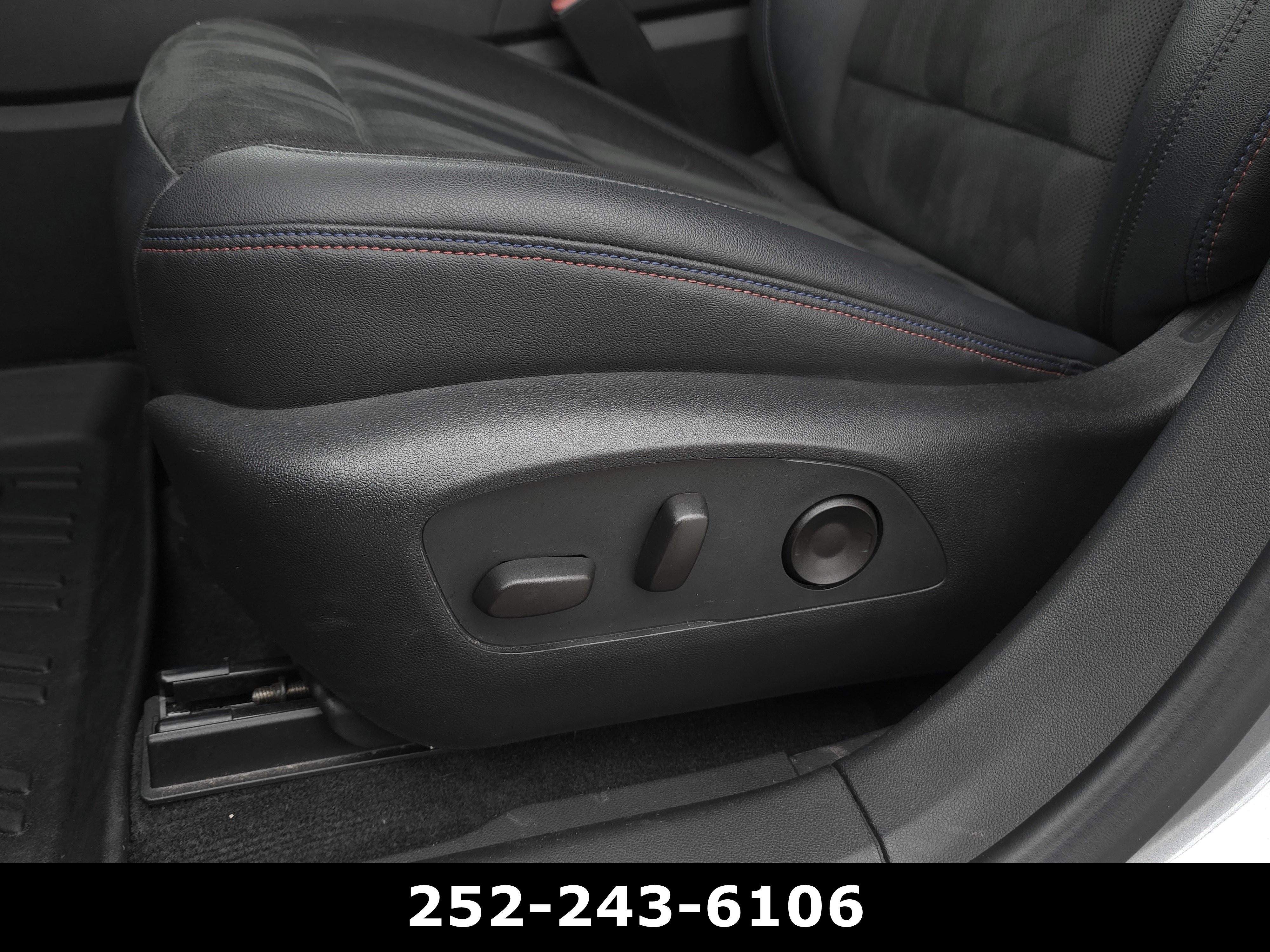 Used 2024 Chevrolet Blazer EV RS image 11