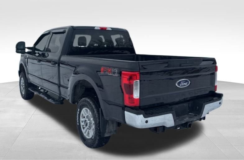 Used 2019 Ford F250 XLT w/ XLT Value Package image 6