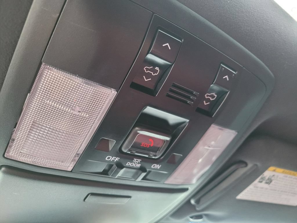 Used 2022 Lexus GX 460 Premium w/ Premium Plus Package AWD/4WD image 25