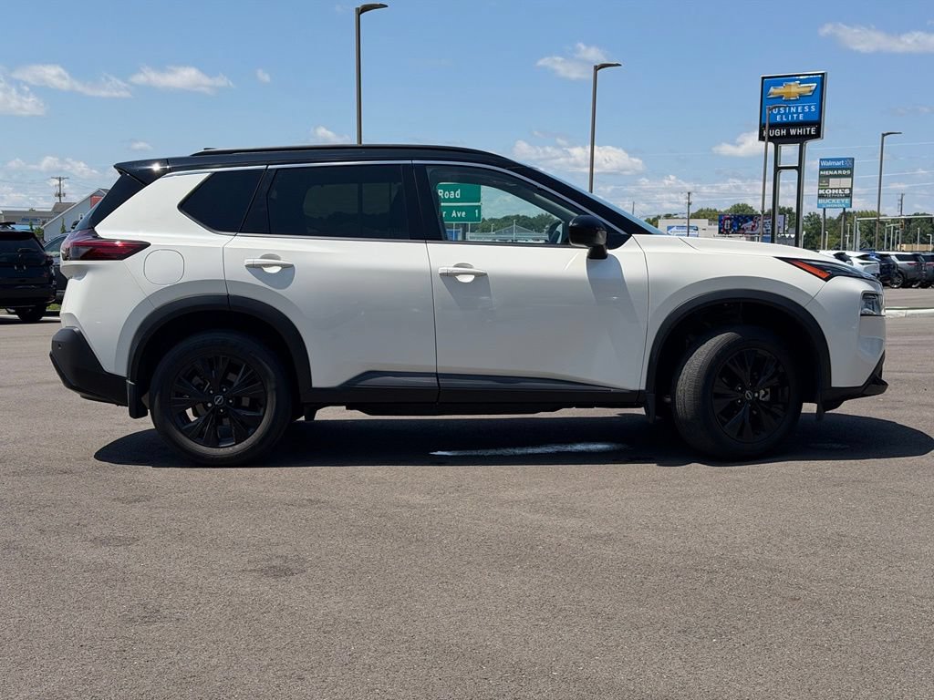 Certified 2023 Nissan Rogue SV w/ SV Premium B Package AWD/4WD image 6