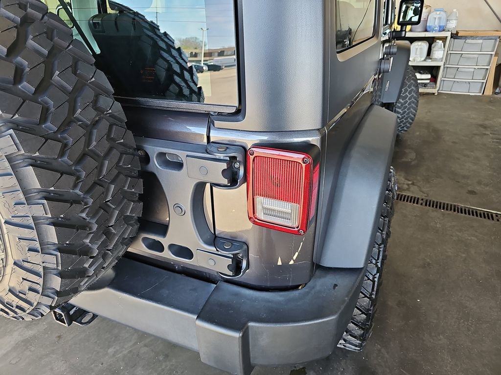 Used 2017 Jeep Wrangler Unlimited Sport image 30