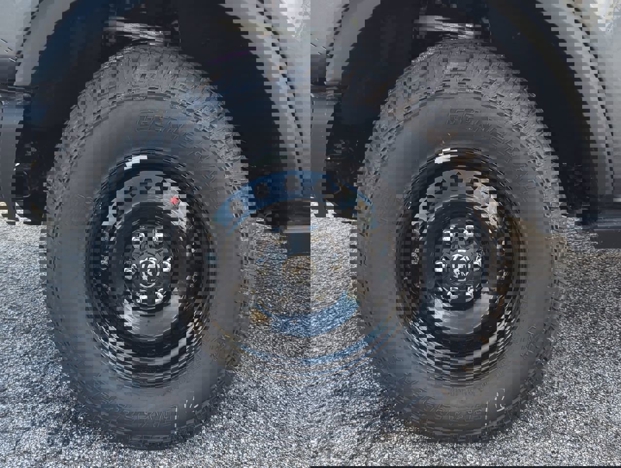 New 2026 Ford Bronco Big Bend w/ Black Diamond Package image 9