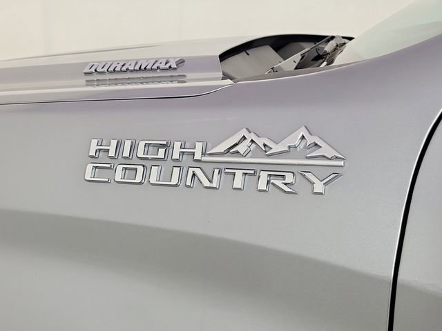 Used 2023 Chevrolet Silverado 1500 High Country w/ High Country Premium Package image 9