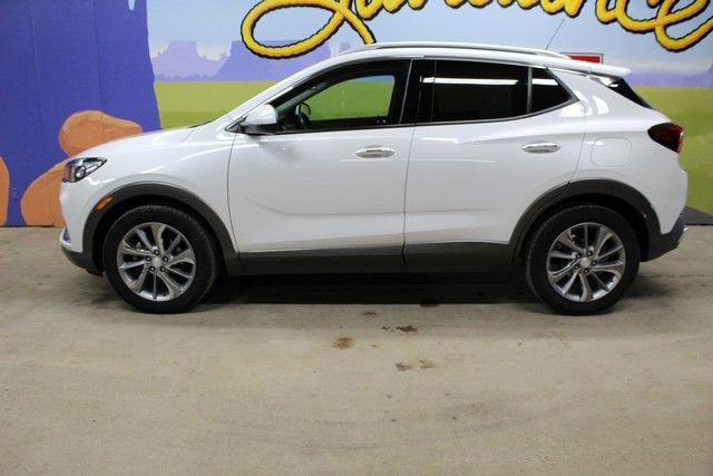 Used 2023 Buick Encore GX Essence w/ Experience Buick Package FWD image 8