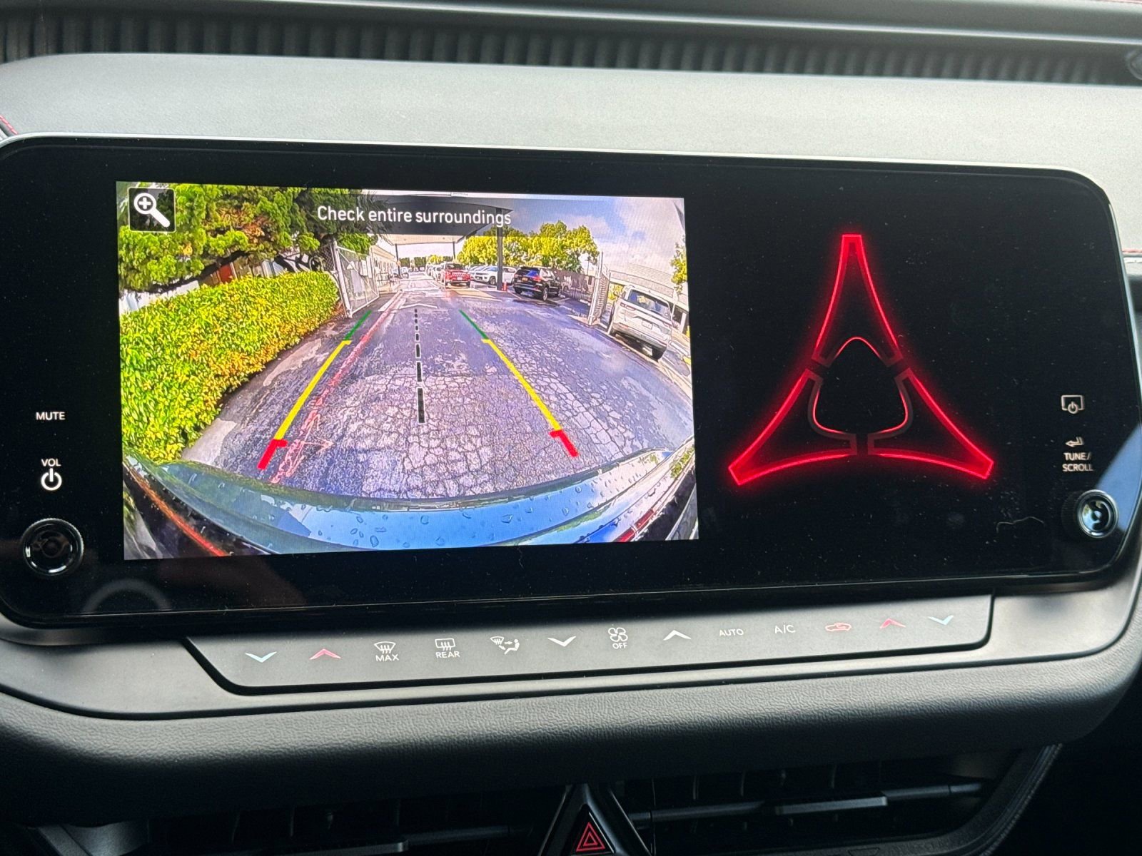 New 2026 Dodge Charger R/T AWD/4WD image 18