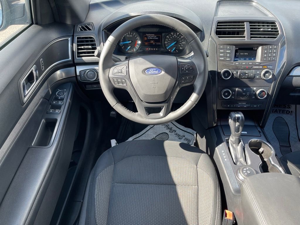 Used 2018 Ford Explorer XLT w/ Class II Trailer Tow Package image 5