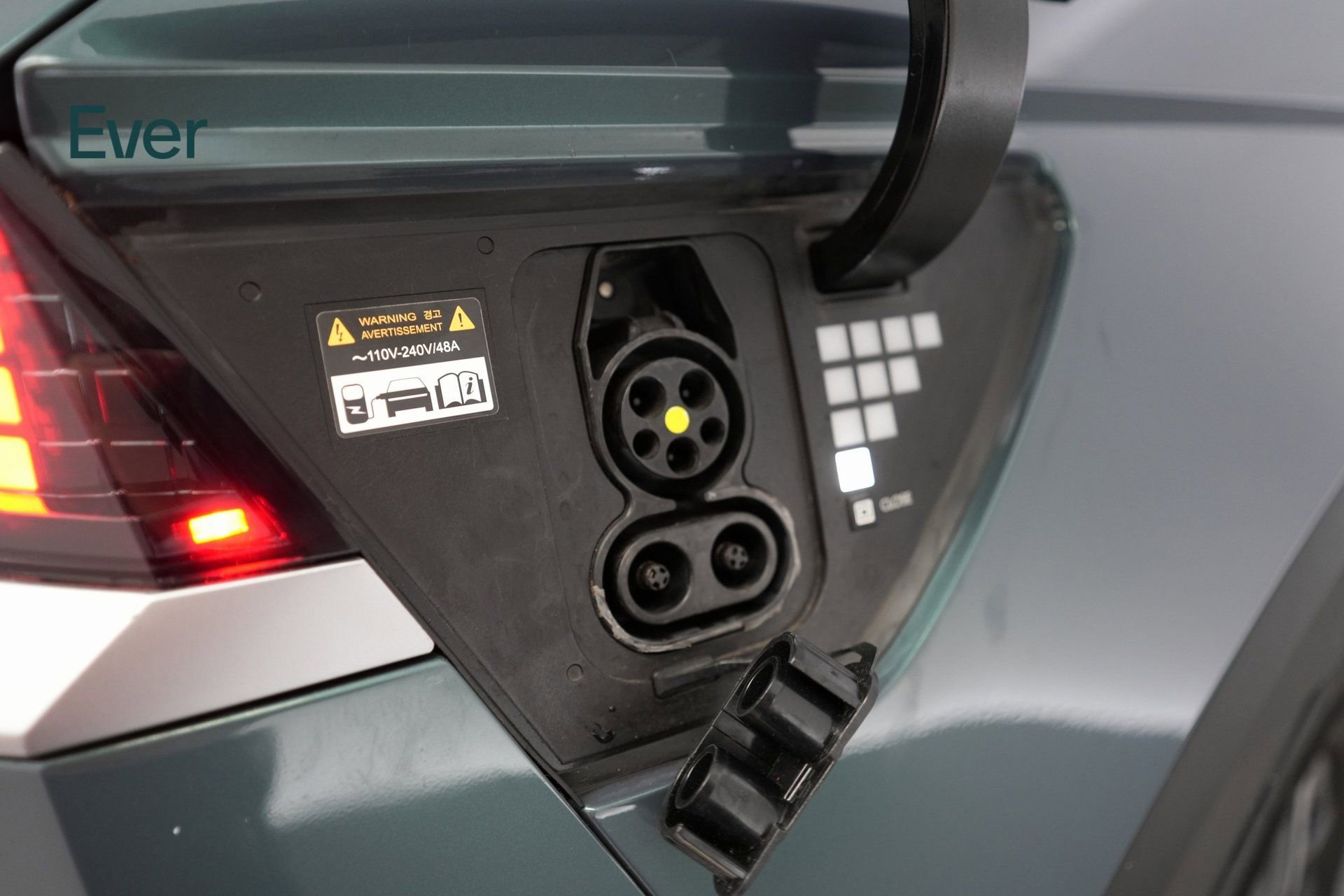 Used 2024 Hyundai Ioniq 5 SEL image 24