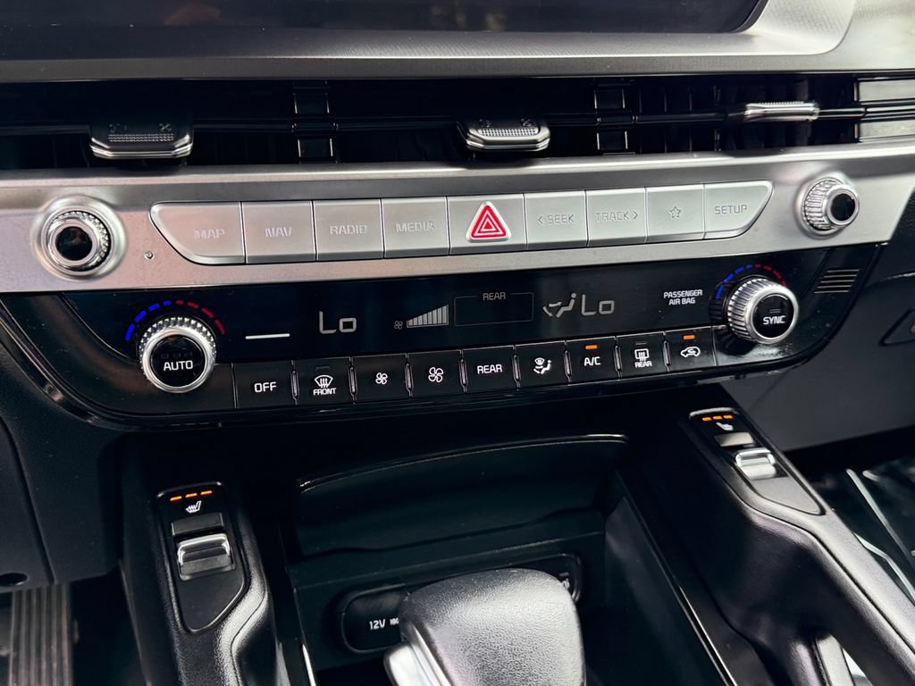 Certified 2024 Kia Telluride S w/ S Sunroof Package FWD image 23