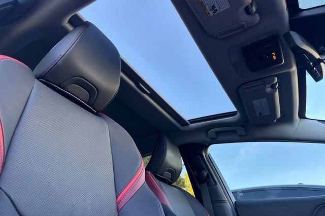 Used 2024 Toyota Prius Prime Premium w/ Advanced Technology Package image 17