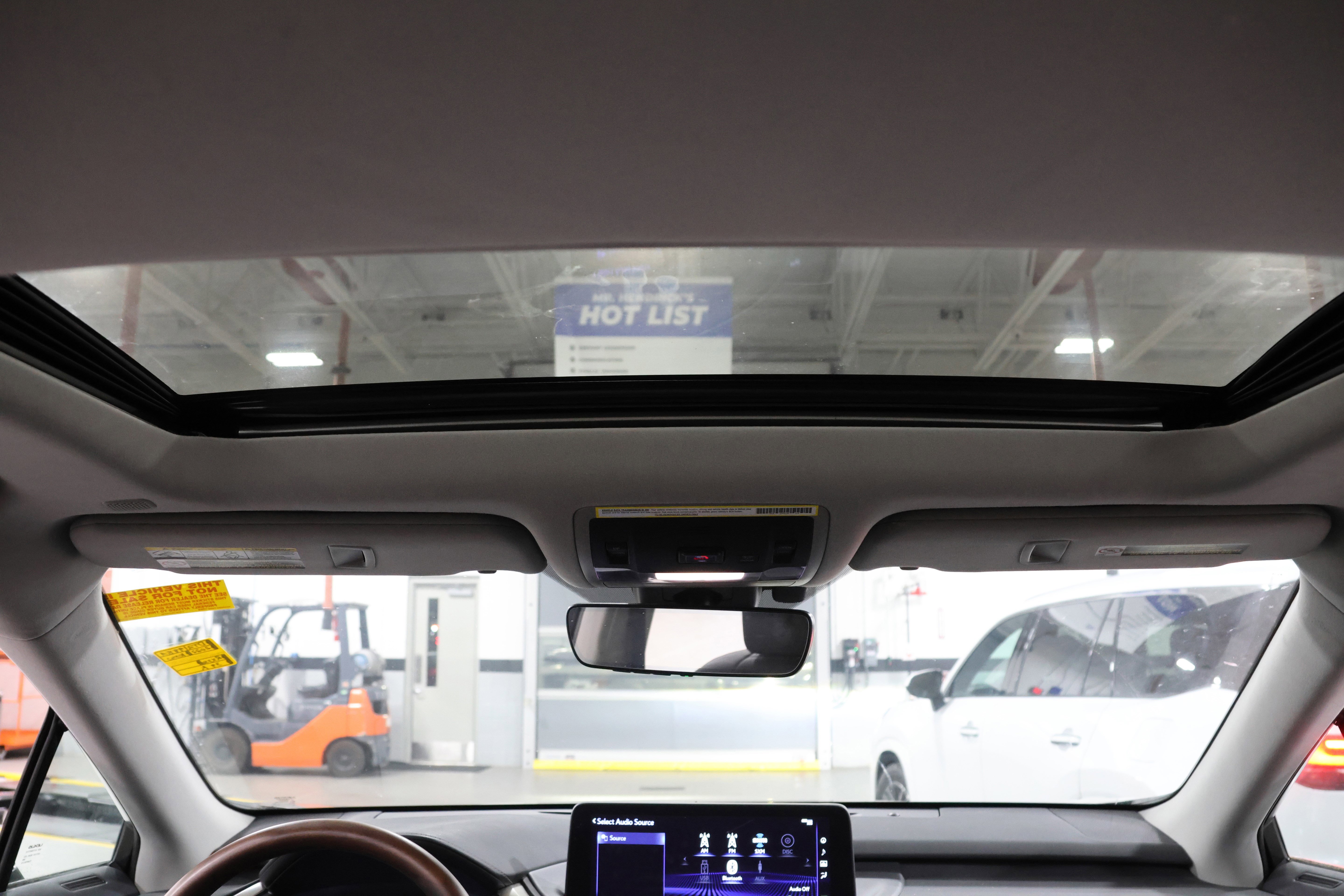 Used 2022 Lexus RX 350 AWD w/ Premium Package image 31