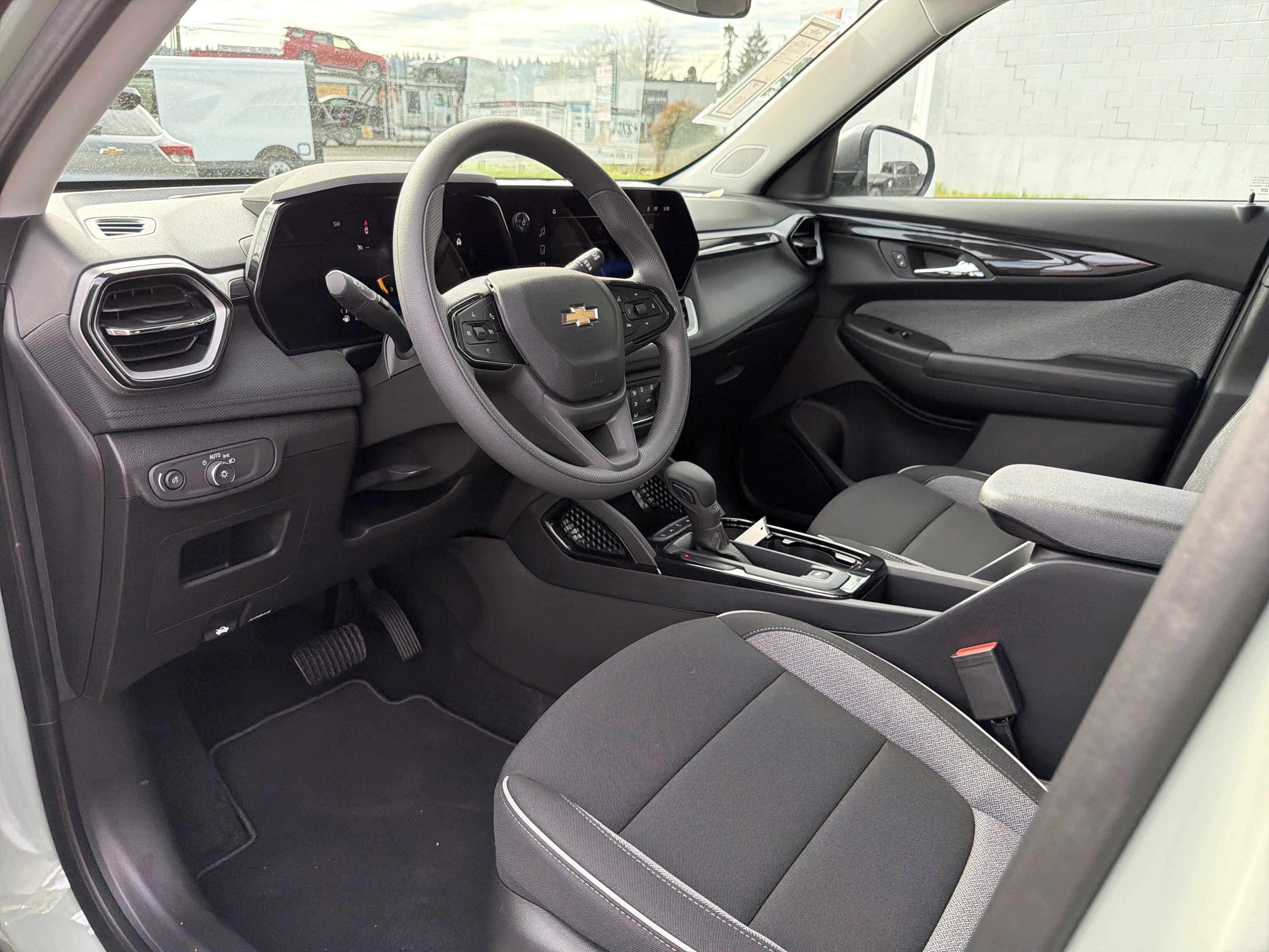 New 2026 Chevrolet TrailBlazer LS image 9