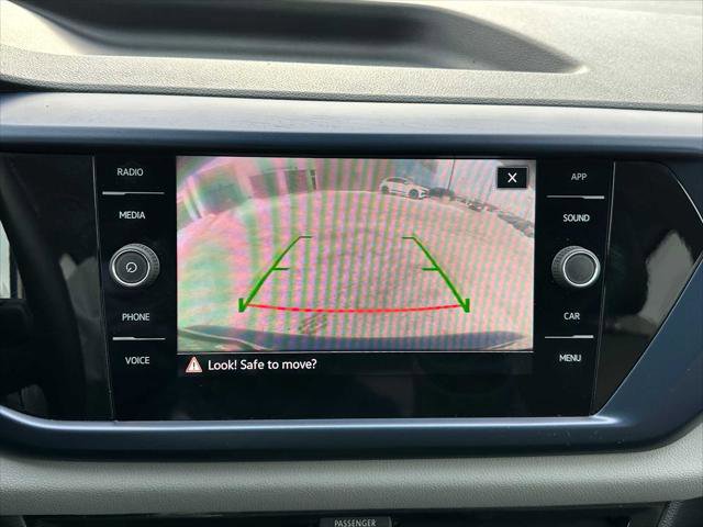 Used 2022 Volkswagen Taos SE image 29