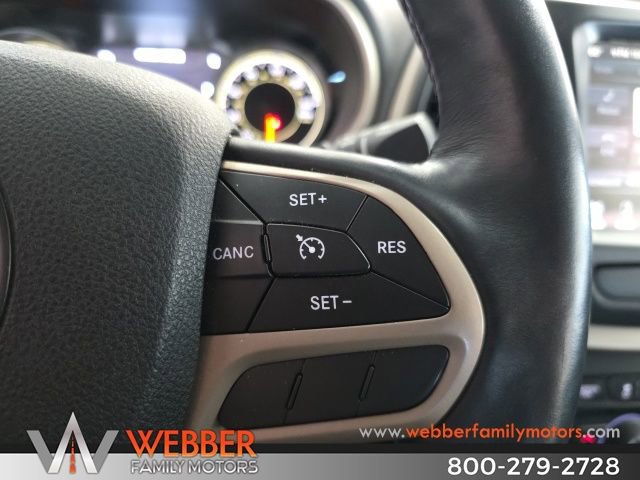 Used 2017 Jeep Cherokee Limited w/ Trailer Tow Group image 28