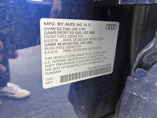 Certified 2025 Audi Q3 2.0T Premium w/ Convenience Package AWD/4WD image 15