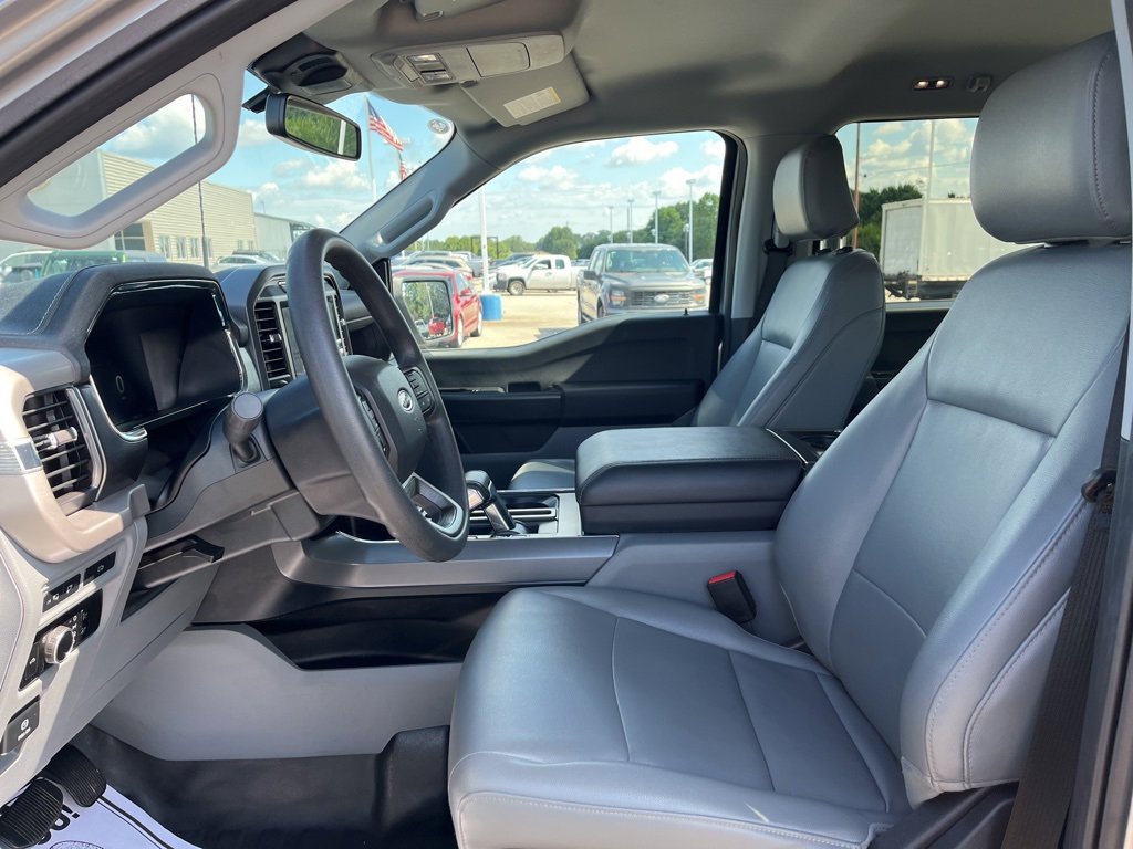 Used 2023 Ford F150 Lightning Pro w/ Tow Technology Package image 13