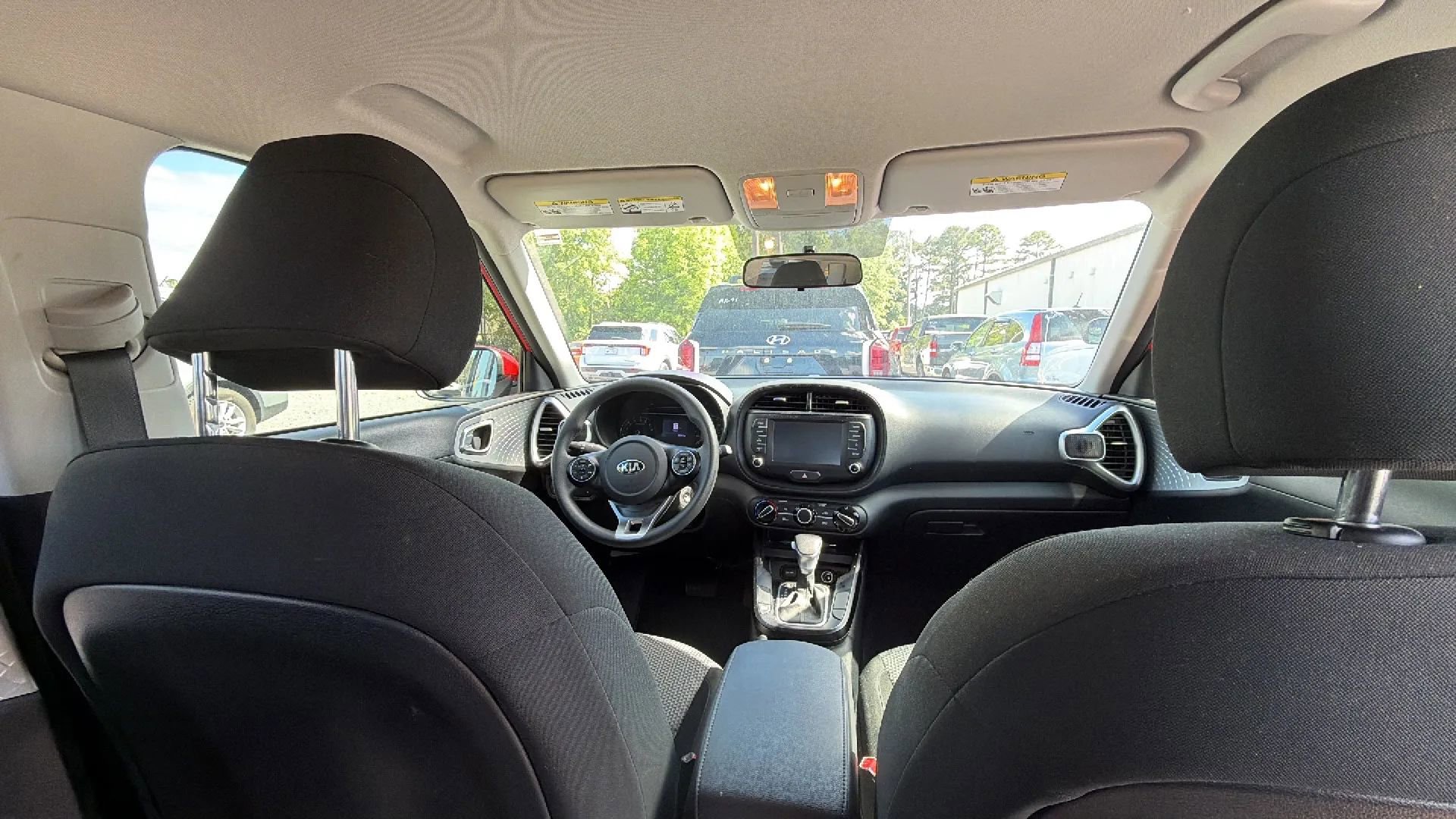 Used 2021 Kia Soul LX FWD image 11