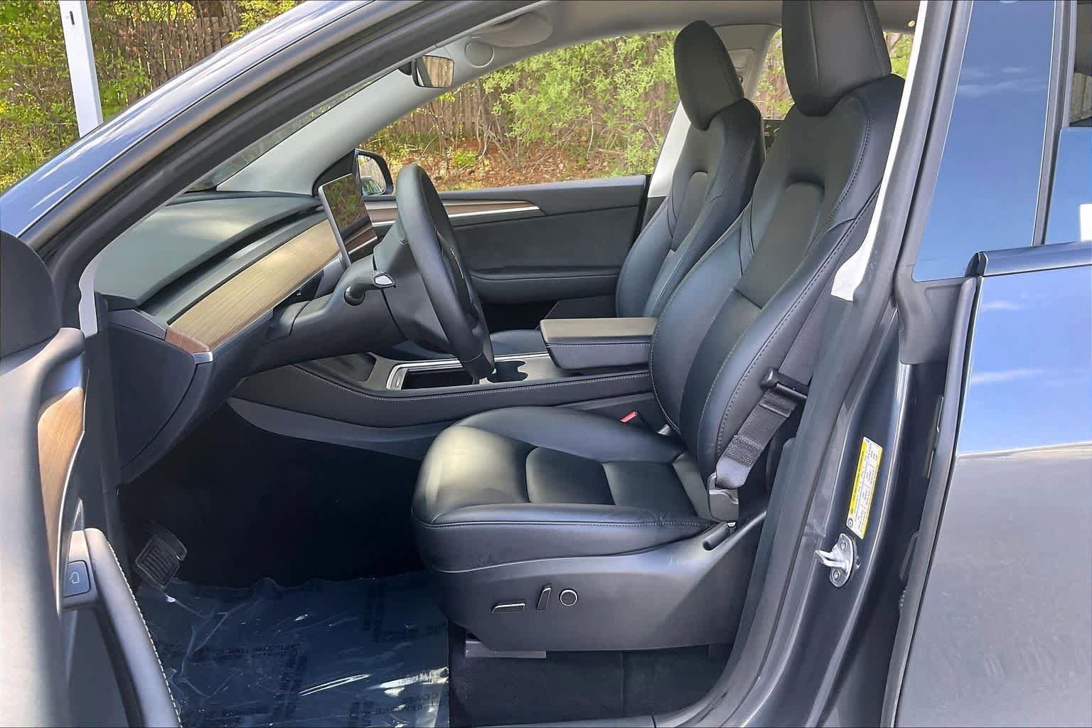 Used 2023 Tesla Model Y Long Range AWD/4WD image 7
