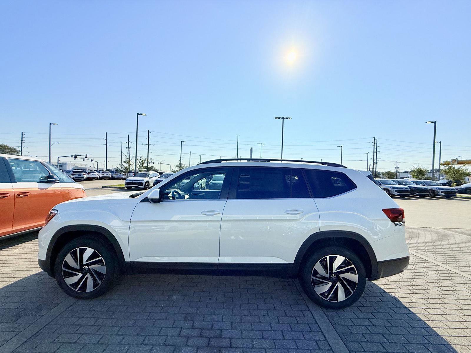 New 2026 Volkswagen Atlas SE image 5