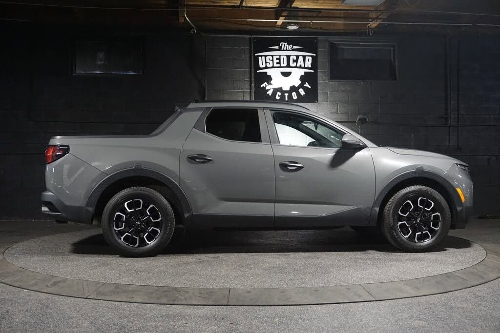 Used 2022 Hyundai Santa Cruz SEL w/ Activity Package FWD image 7