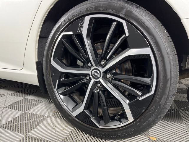 Used 2023 Nissan Altima 2.5 SR image 13