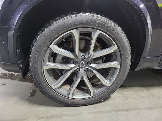 Used 2017 Volvo XC90 T6 Momentum w/ Vision Package image 18
