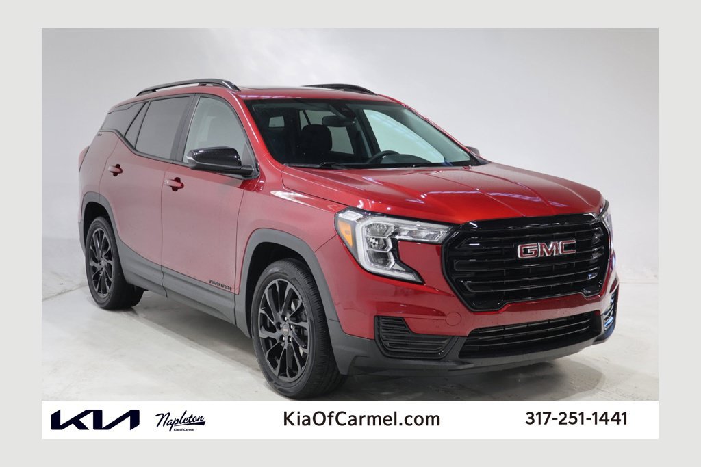 Used 2023 GMC Terrain SLE w/ Driver Convenience Package FWD image 1