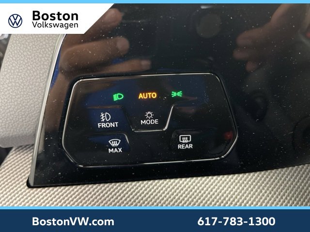 New 2025 Volkswagen GTI Autobahn image 15